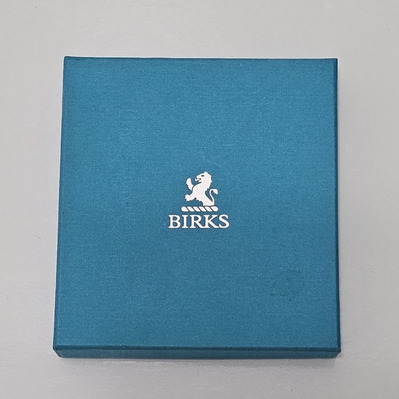 🇨🇦 Birks Blue Gift Box & Felt Pouch - Picture 3 of 9